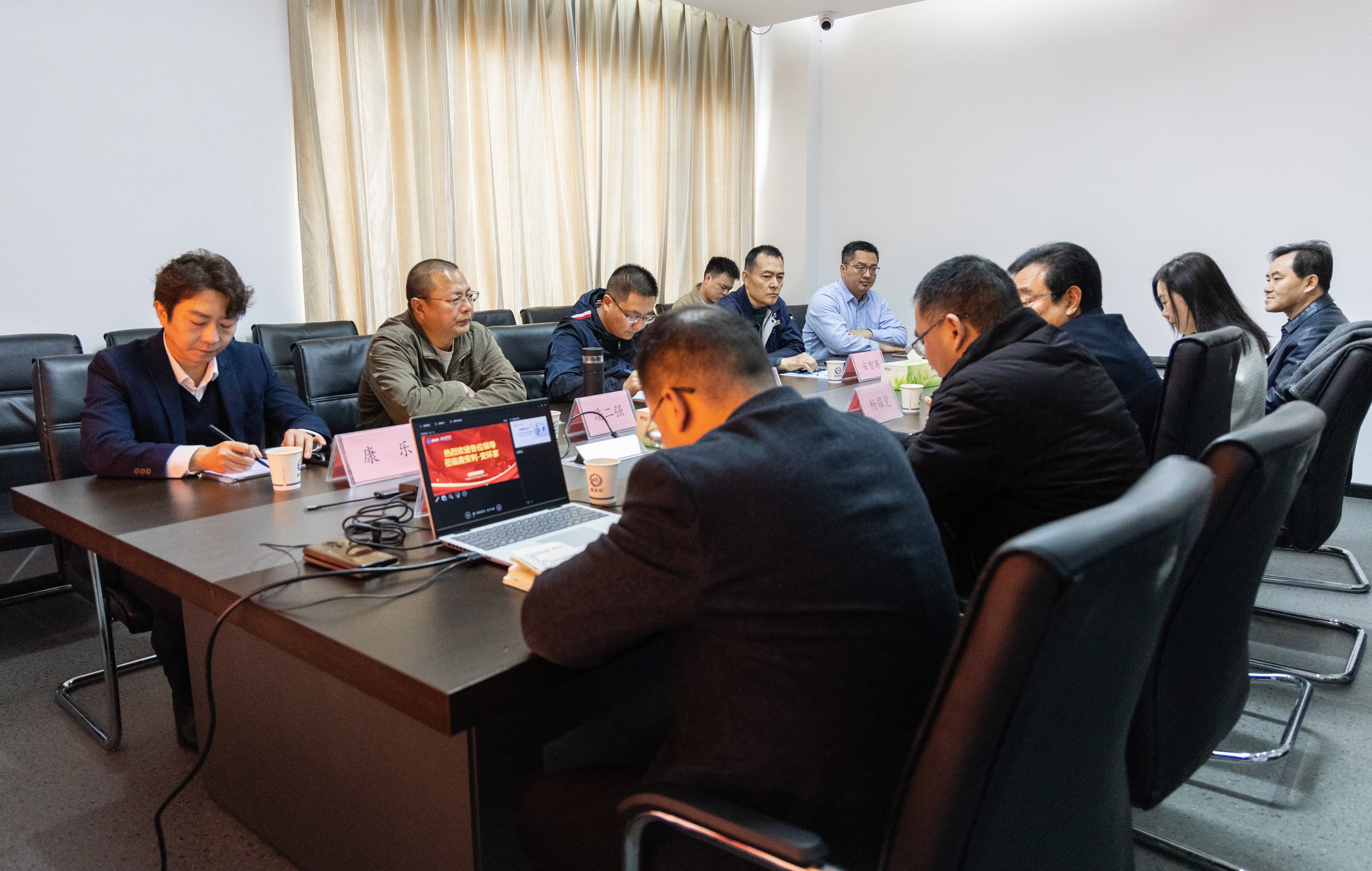 安鑫服務無憂企業(yè)客戶業(yè)務座談會成功舉辦，共探安全風險管理新路徑